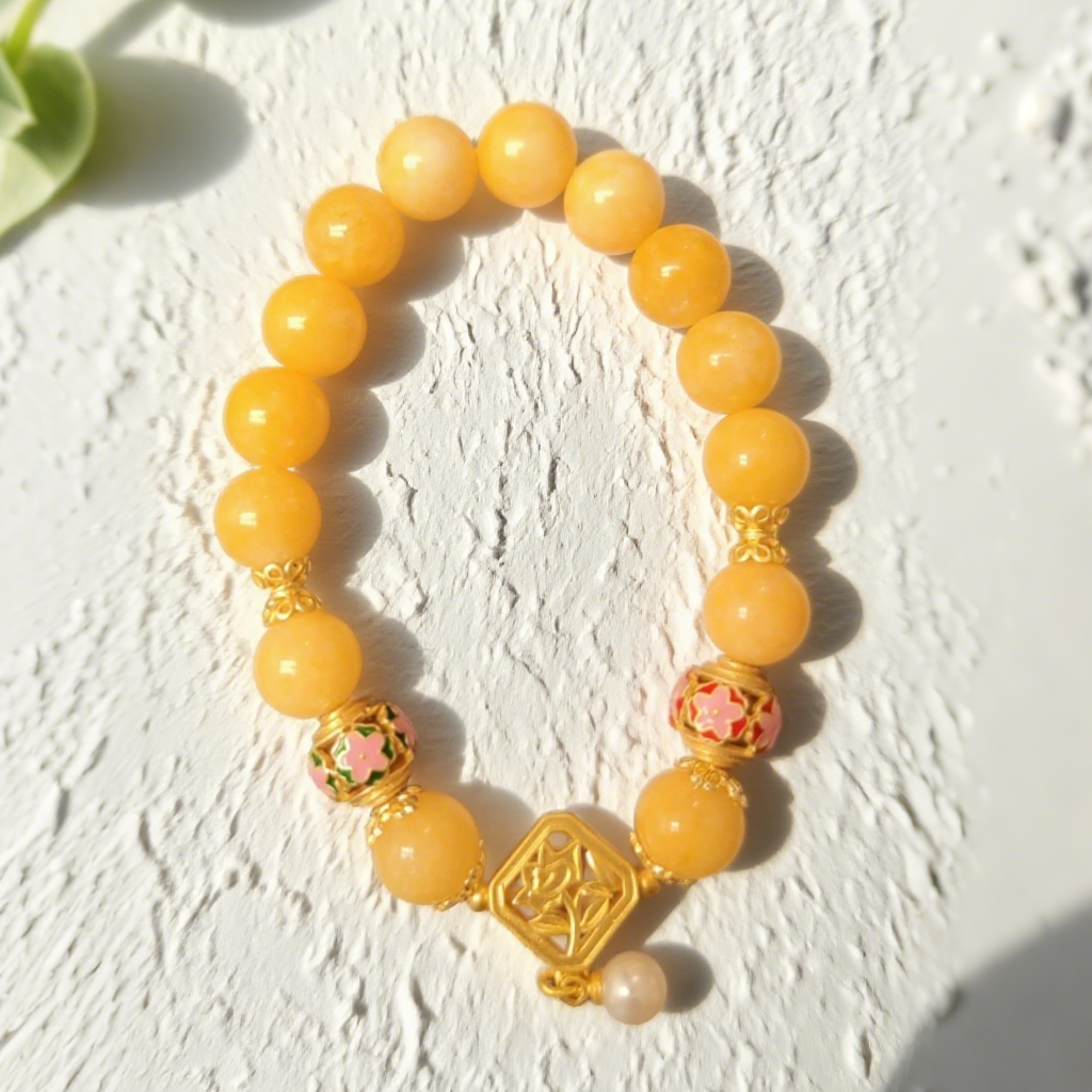 D84 Bead Bracelet: Ninth Cycle Glowing Pearl